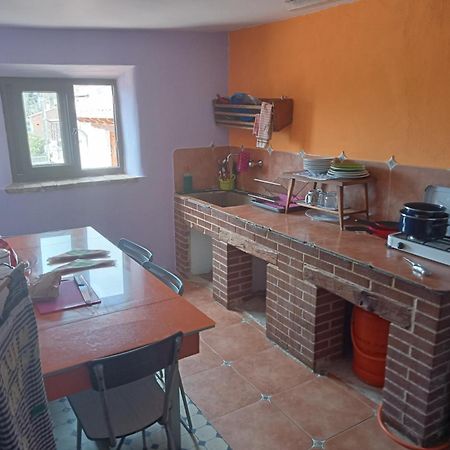 Albergue De Peregrinos Casa Nostra كاستروجايرز المظهر الخارجي الصورة