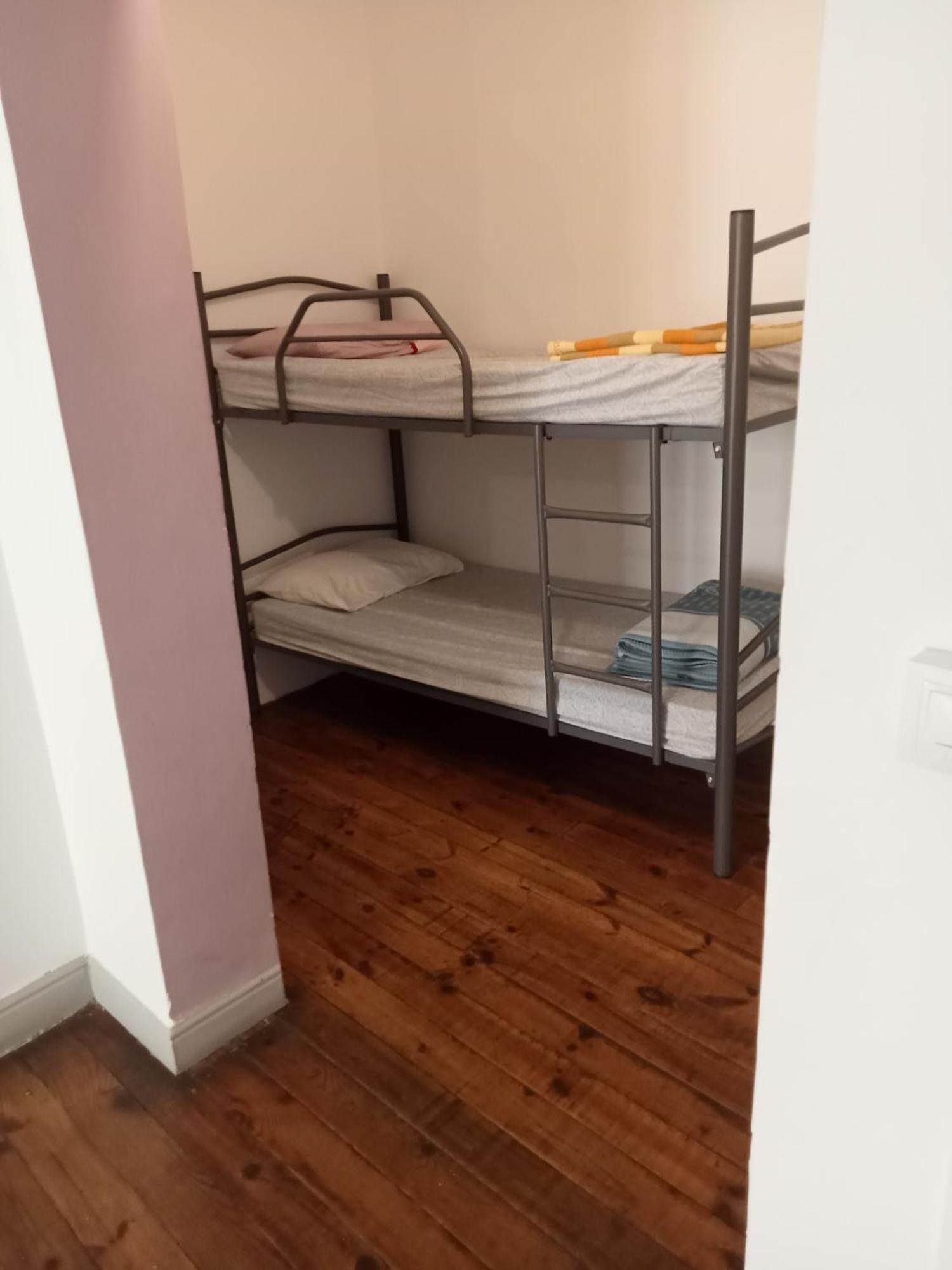 Albergue De Peregrinos Casa Nostra كاستروجايرز المظهر الخارجي الصورة